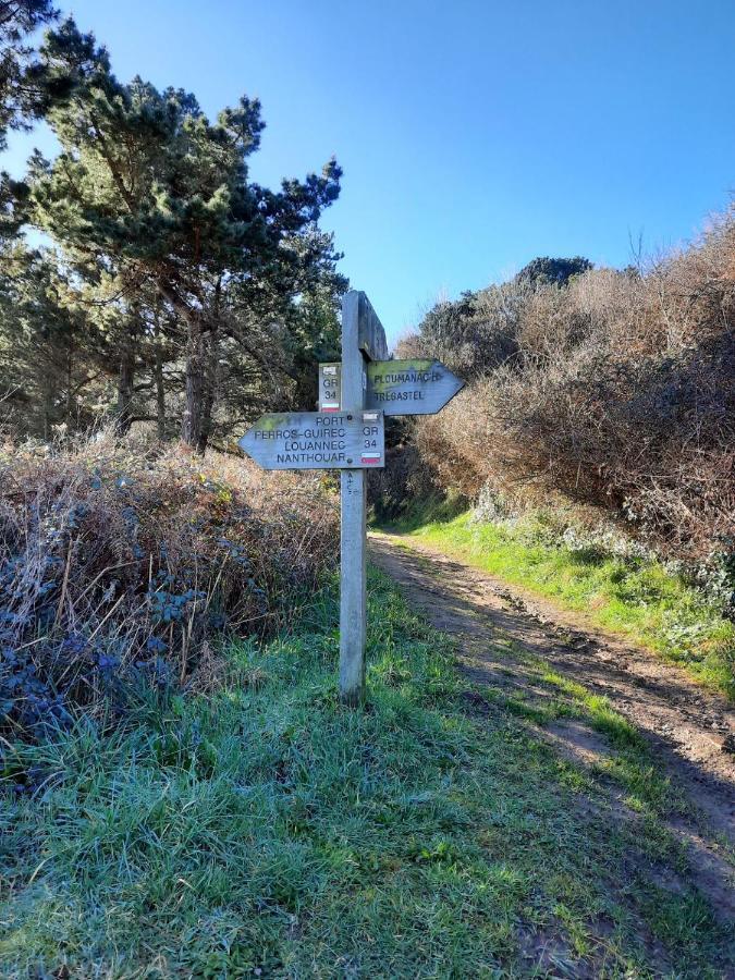 Appartement Vue Mer 50M De La Plage, Wifi Gratuit Perros-Guirec Exterior foto